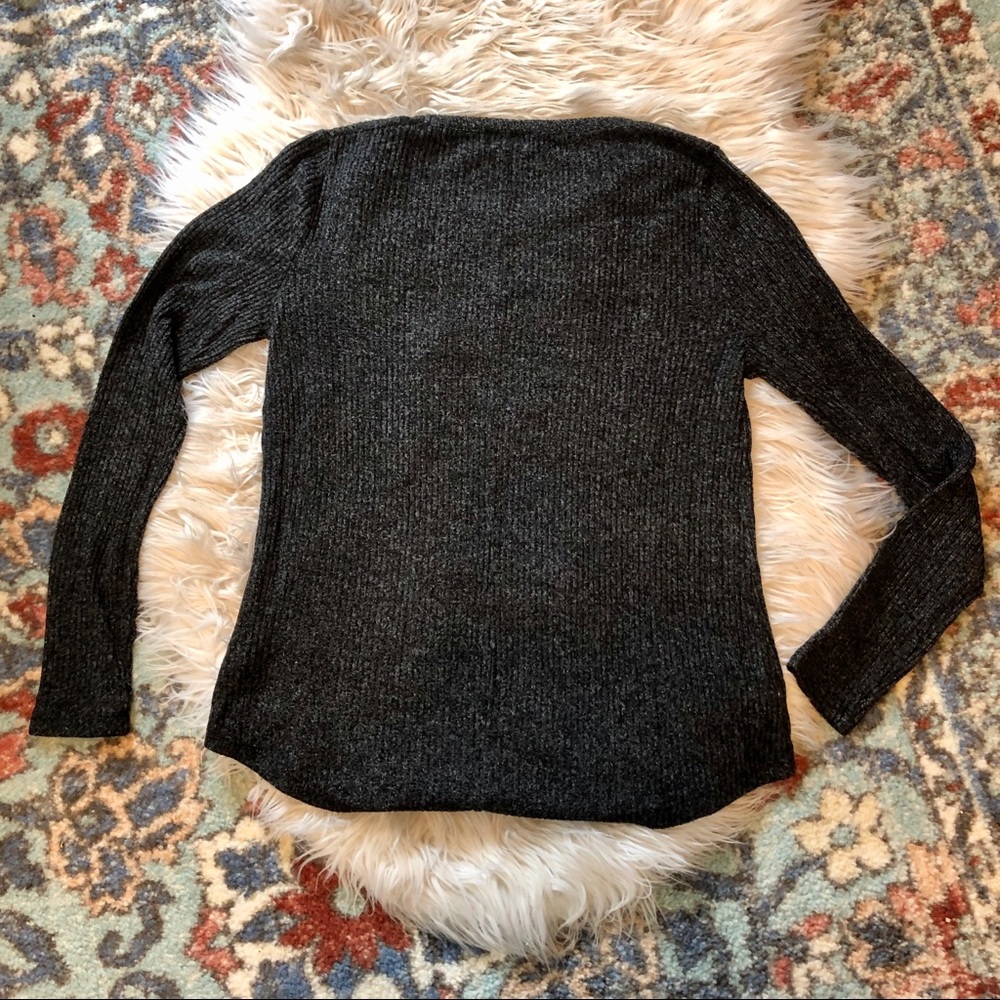 Old Navy Comfy Sweater - Picture 4 of 4